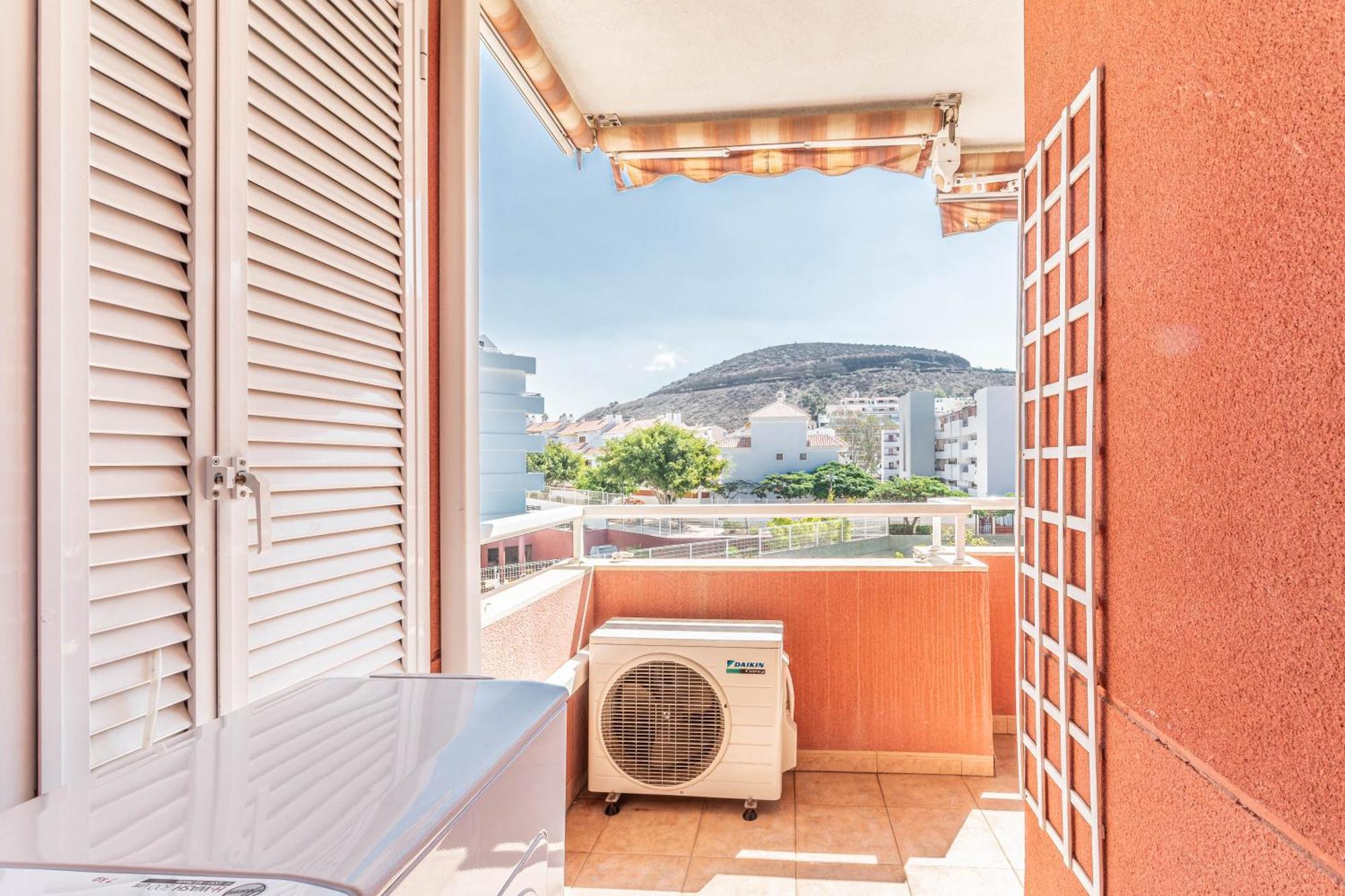 Apartamento Comodo Y Tranquilo Alojamiento En El Complejo El Navegante Arona  Exterior foto
